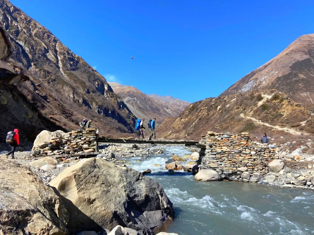 Rupina La Trek