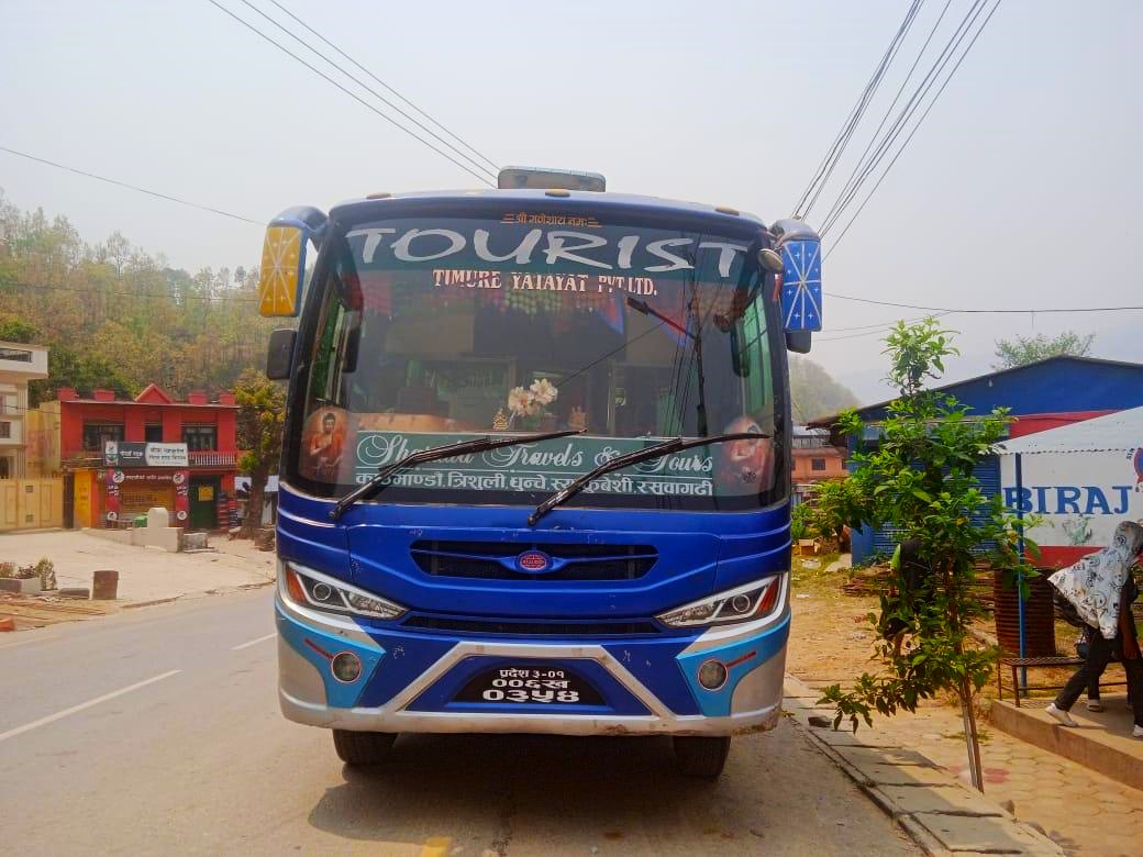Bus for Syabrubesi