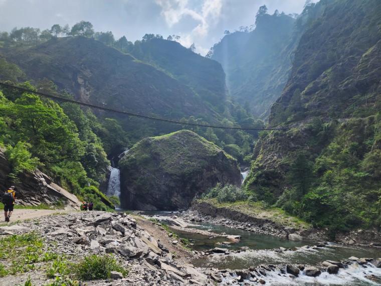 Waterfall in Jagat